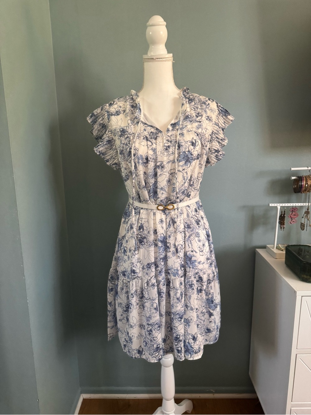 NWT Vernacular Blue White Floral Loose Dress Small Spring Peasant